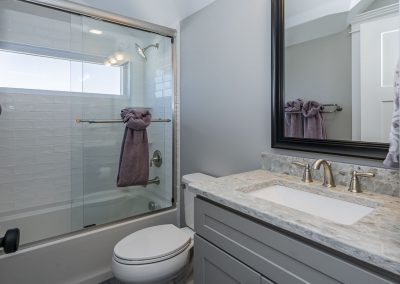 9th_Ave_ Guest Bathroom_Ortley Beach House Rental