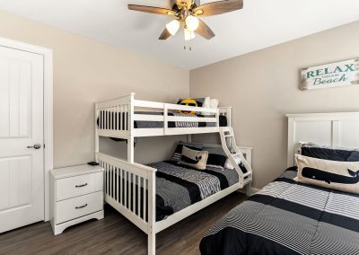 Bay Blvd_bedroom bunkbeds